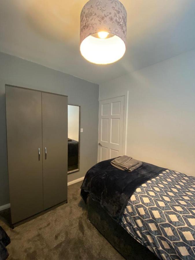 Cosy 3 Bedroom House, Free Parking & Wifi Nottingham Exterior photo
