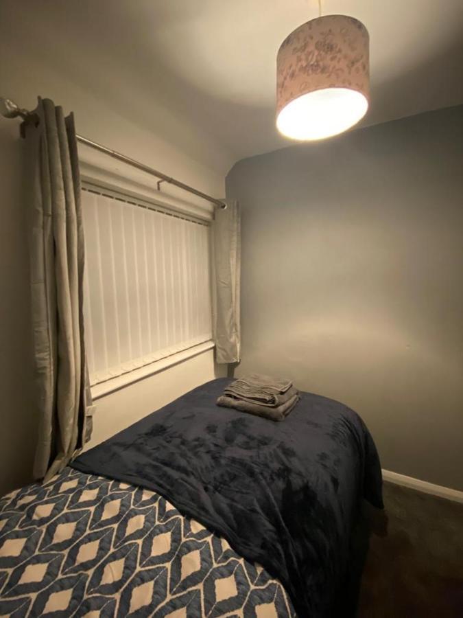 Cosy 3 Bedroom House, Free Parking & Wifi Nottingham Exterior photo