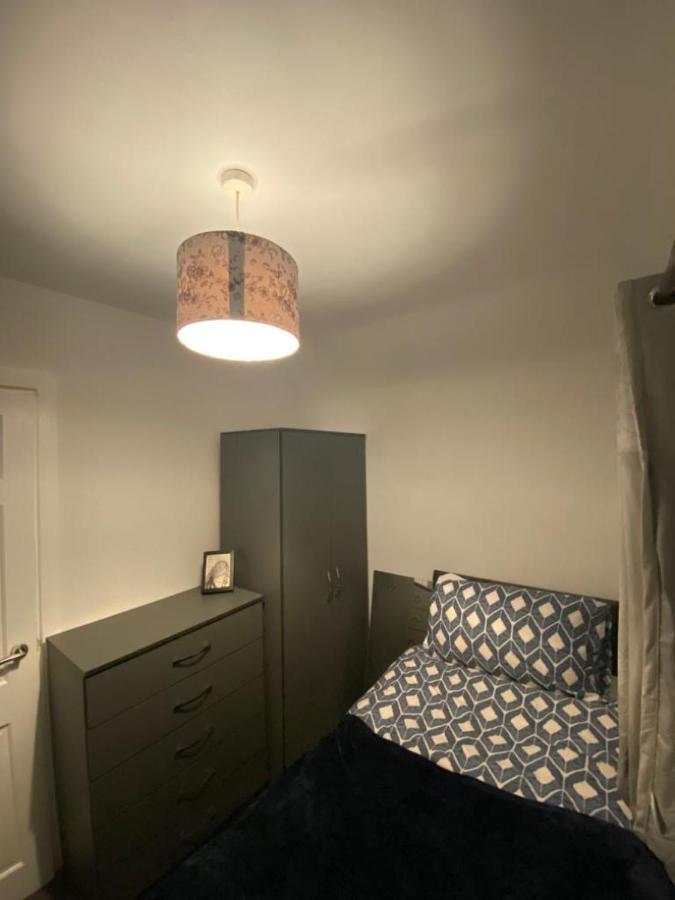 Cosy 3 Bedroom House, Free Parking & Wifi Nottingham Exterior photo