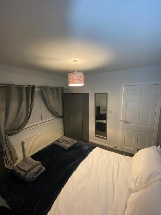 Cosy 3 Bedroom House, Free Parking & Wifi Nottingham Exterior photo